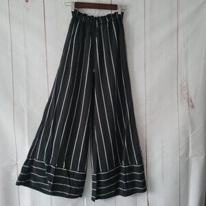 Billabong Wide Leg Lounge Pants, Women’s S, Black/White Stripe, Elastic Waist